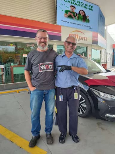 Clientes e Amigos