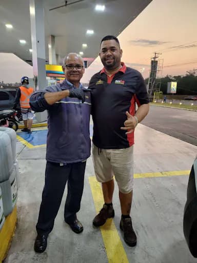 Clientes e Amigos