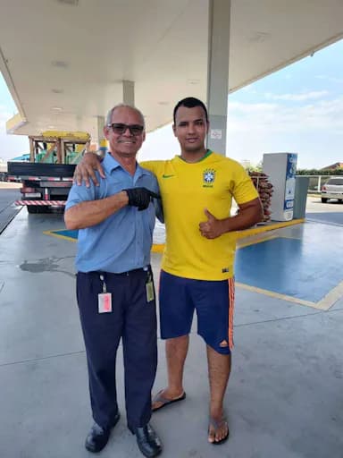 Clientes e Amigos