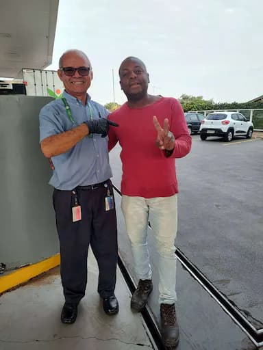 Clientes e Amigos
